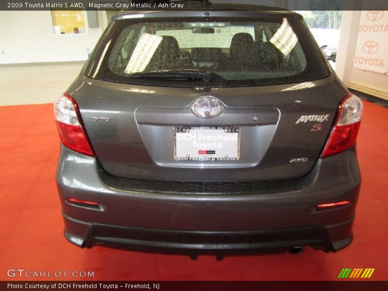 Magnetic Gray Metallic / Ash Gray 2009 Toyota Matrix S AWD
