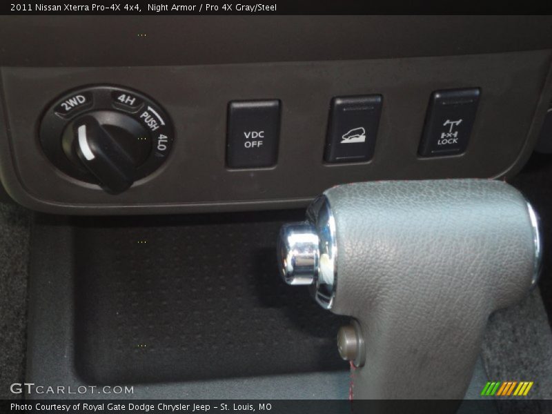 Night Armor / Pro 4X Gray/Steel 2011 Nissan Xterra Pro-4X 4x4