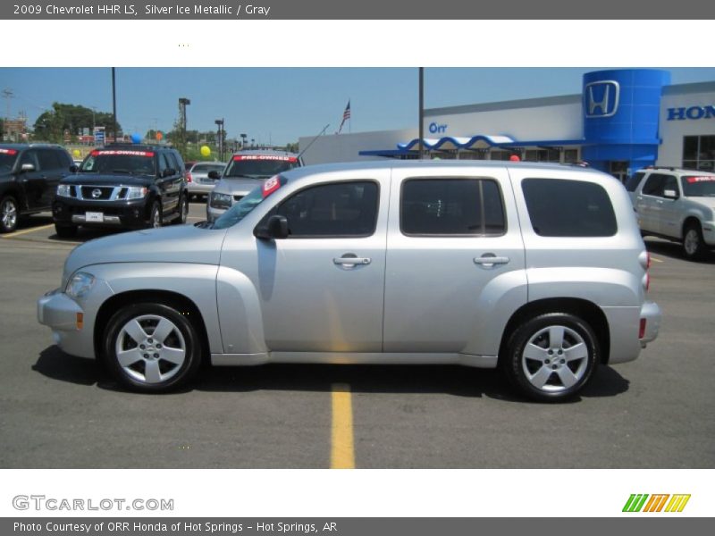 Silver Ice Metallic / Gray 2009 Chevrolet HHR LS