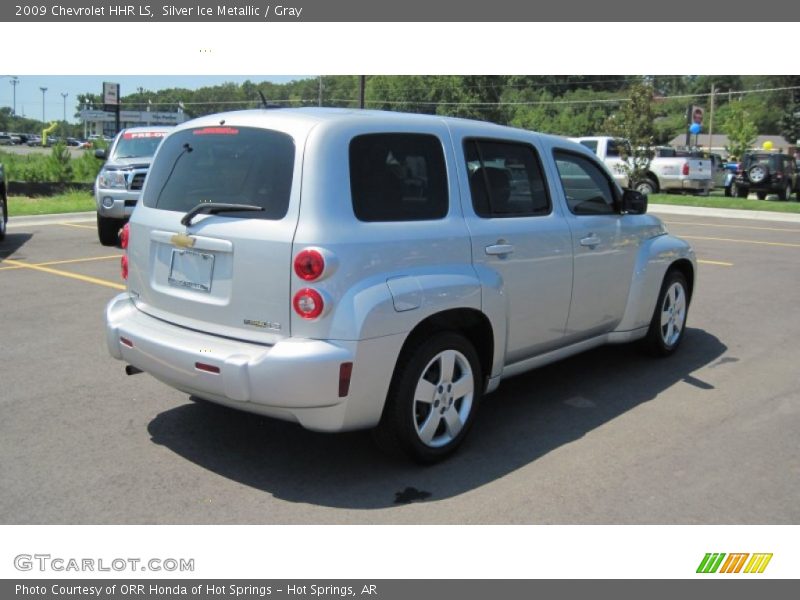 Silver Ice Metallic / Gray 2009 Chevrolet HHR LS
