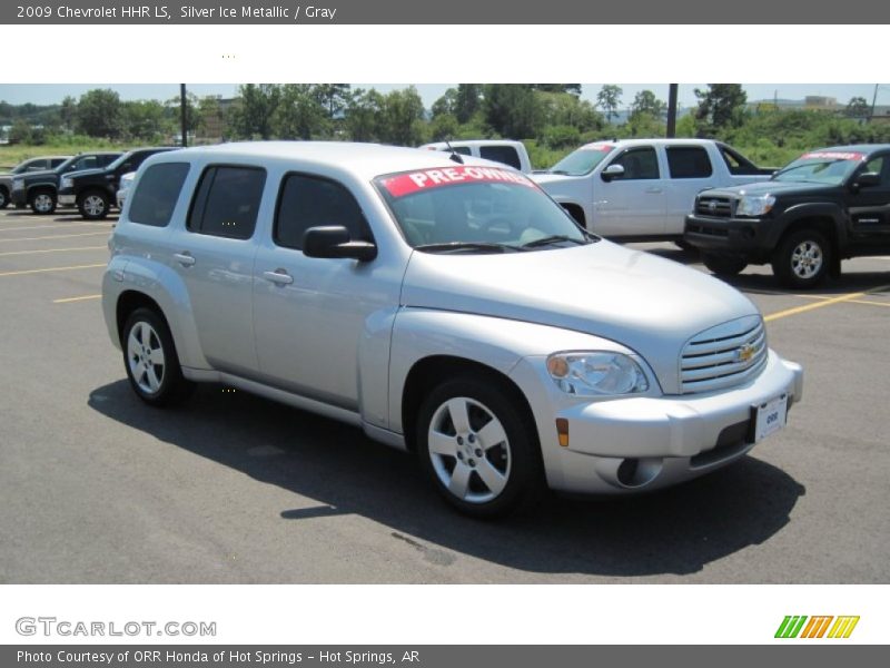Silver Ice Metallic / Gray 2009 Chevrolet HHR LS