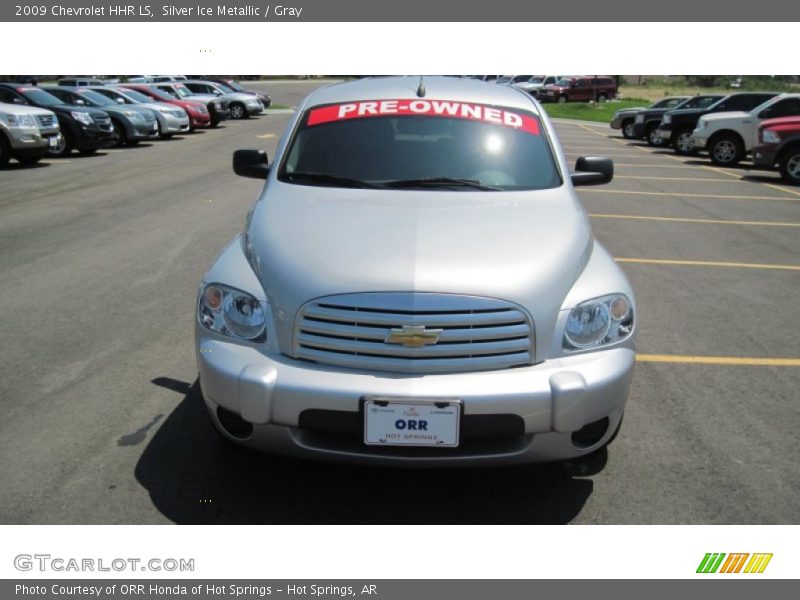 Silver Ice Metallic / Gray 2009 Chevrolet HHR LS