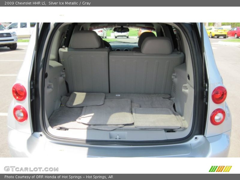 Silver Ice Metallic / Gray 2009 Chevrolet HHR LS