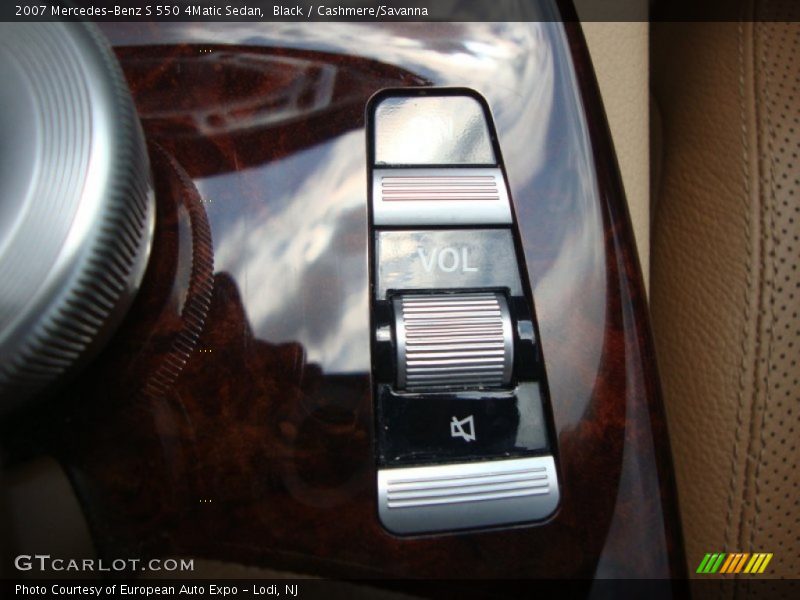 Black / Cashmere/Savanna 2007 Mercedes-Benz S 550 4Matic Sedan