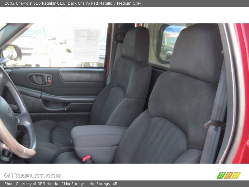 Dark Cherry Red Metallic / Medium Gray 2003 Chevrolet S10 Regular Cab