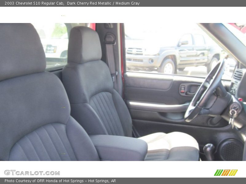 Dark Cherry Red Metallic / Medium Gray 2003 Chevrolet S10 Regular Cab