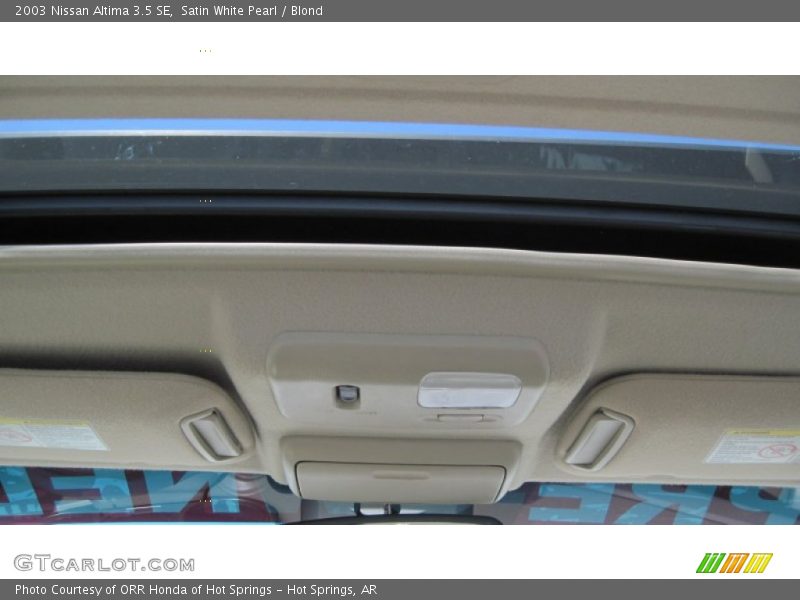 Satin White Pearl / Blond 2003 Nissan Altima 3.5 SE