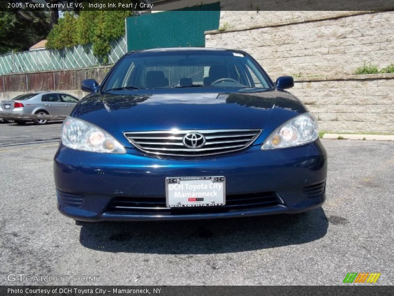 Indigo Ink Pearl / Gray 2005 Toyota Camry LE V6