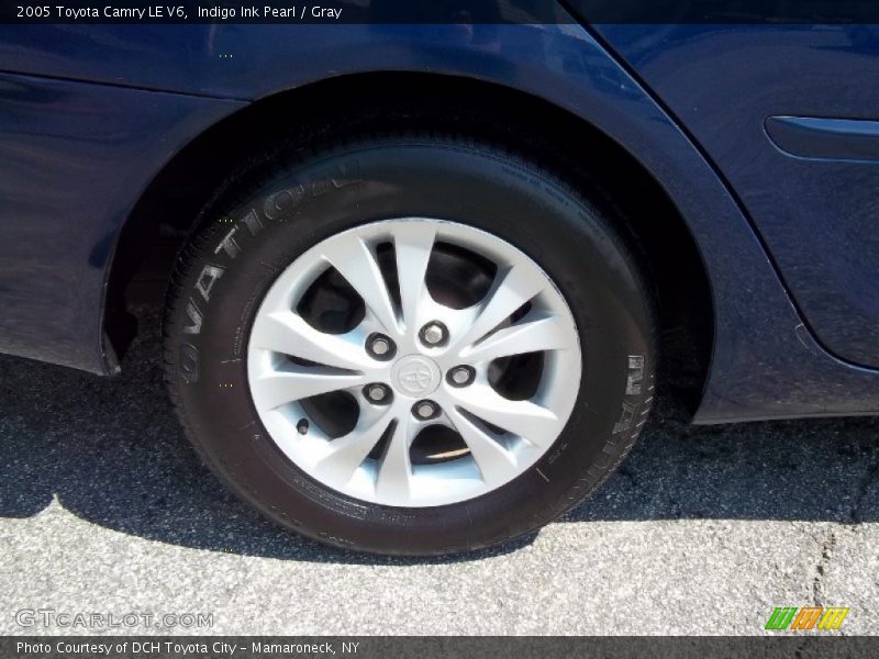 Indigo Ink Pearl / Gray 2005 Toyota Camry LE V6