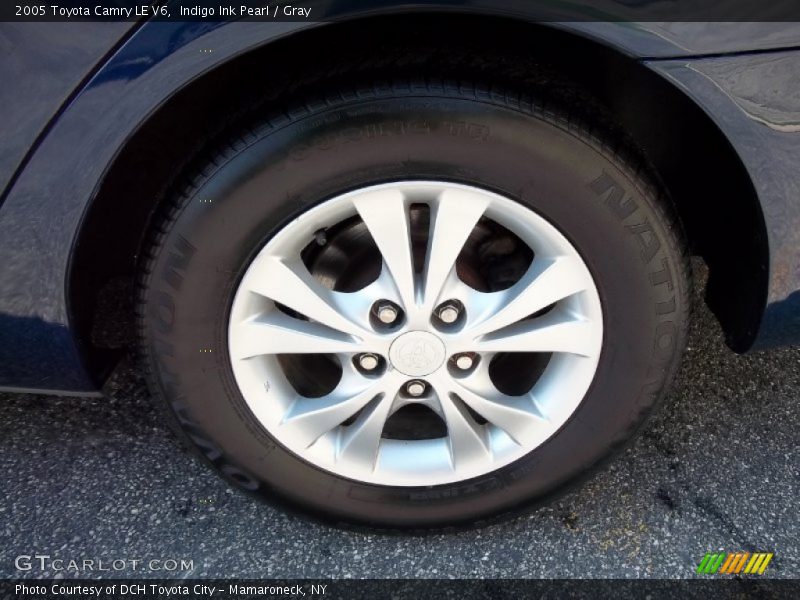 Indigo Ink Pearl / Gray 2005 Toyota Camry LE V6