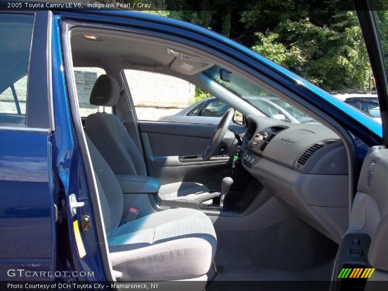 Indigo Ink Pearl / Gray 2005 Toyota Camry LE V6