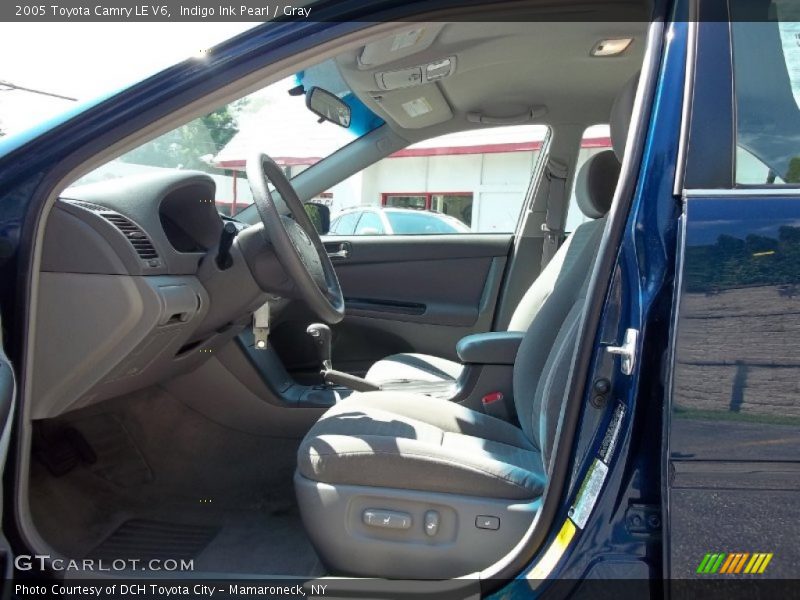 Indigo Ink Pearl / Gray 2005 Toyota Camry LE V6