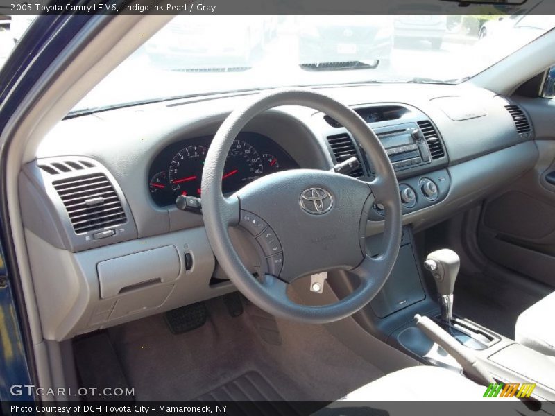 Indigo Ink Pearl / Gray 2005 Toyota Camry LE V6