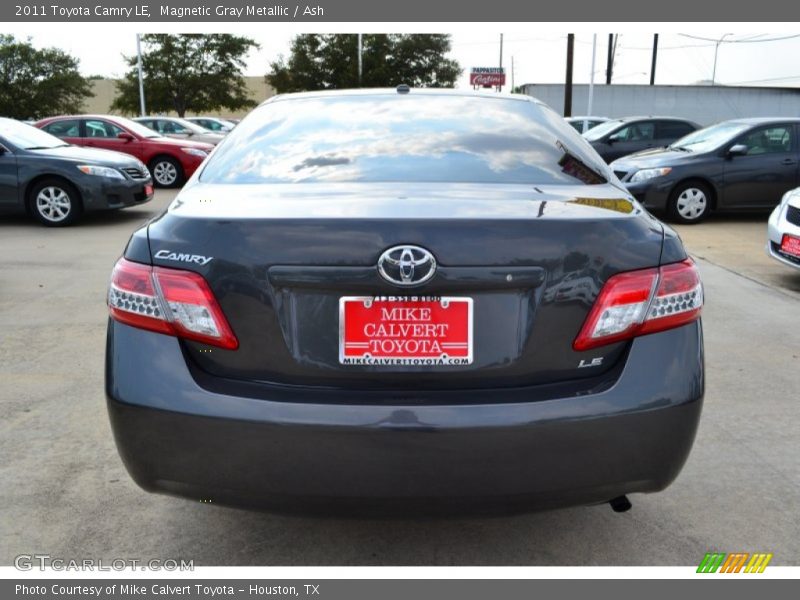 Magnetic Gray Metallic / Ash 2011 Toyota Camry LE