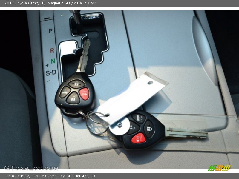 Magnetic Gray Metallic / Ash 2011 Toyota Camry LE