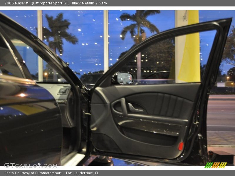Black Metallic / Nero 2006 Maserati Quattroporte Sport GT