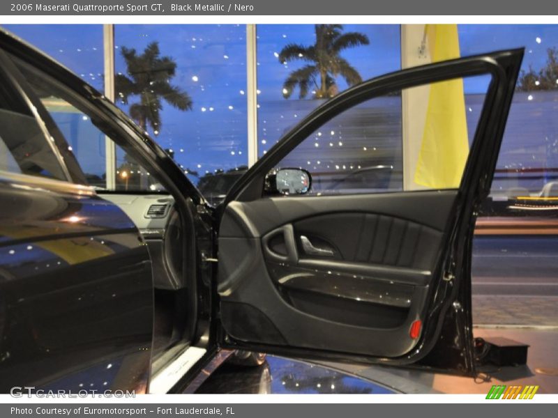 Black Metallic / Nero 2006 Maserati Quattroporte Sport GT