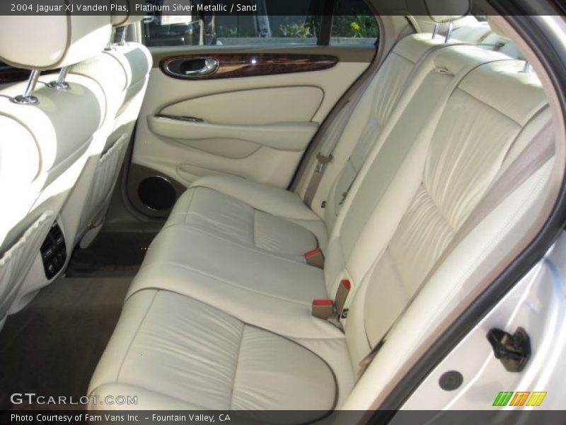 Platinum Silver Metallic / Sand 2004 Jaguar XJ Vanden Plas