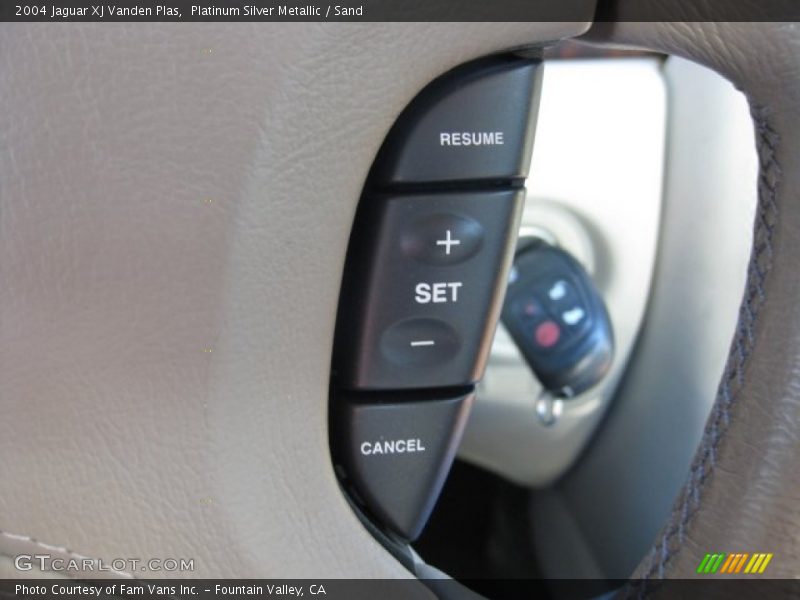 Platinum Silver Metallic / Sand 2004 Jaguar XJ Vanden Plas
