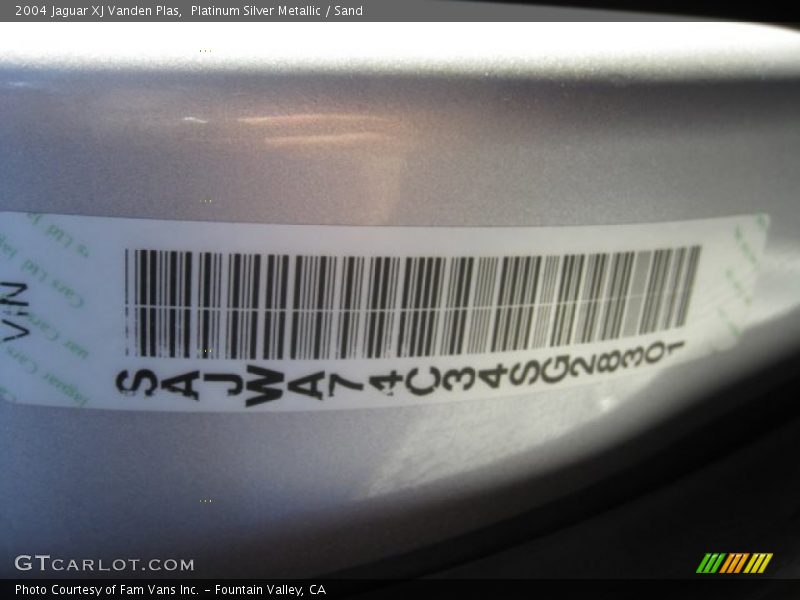 Platinum Silver Metallic / Sand 2004 Jaguar XJ Vanden Plas
