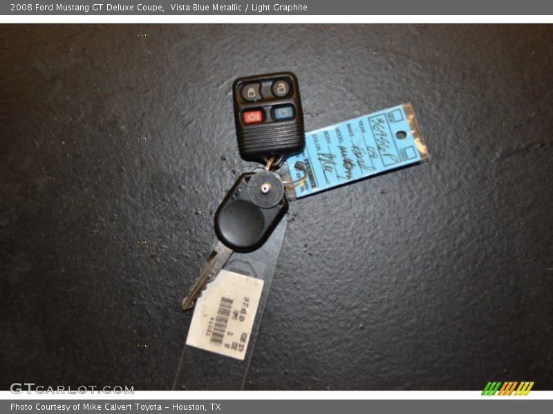 Keys of 2008 Mustang GT Deluxe Coupe