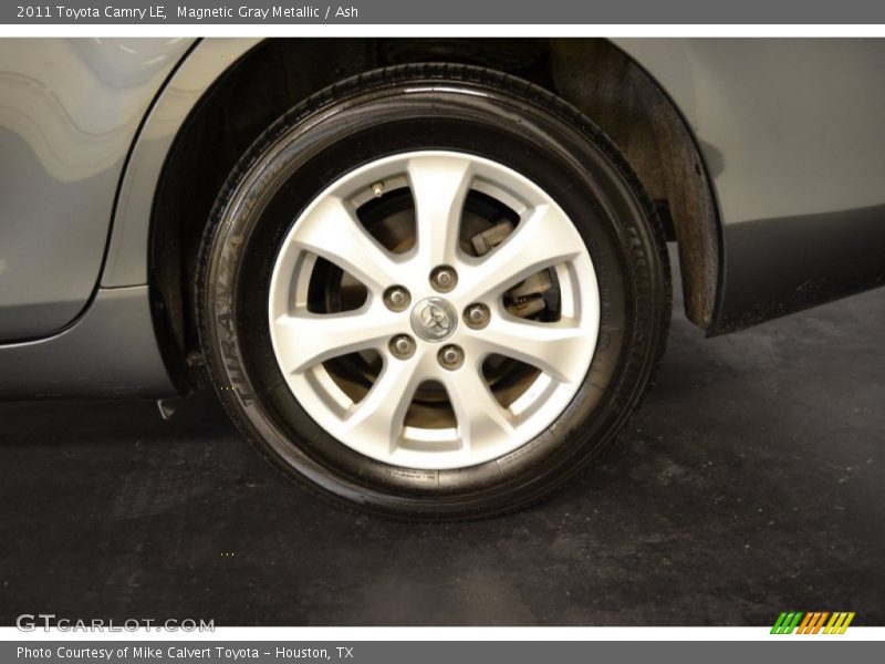Magnetic Gray Metallic / Ash 2011 Toyota Camry LE
