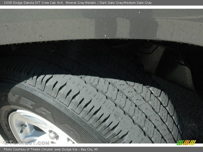 Mineral Gray Metallic / Dark Slate Gray/Medium Slate Gray 2008 Dodge Dakota SXT Crew Cab 4x4