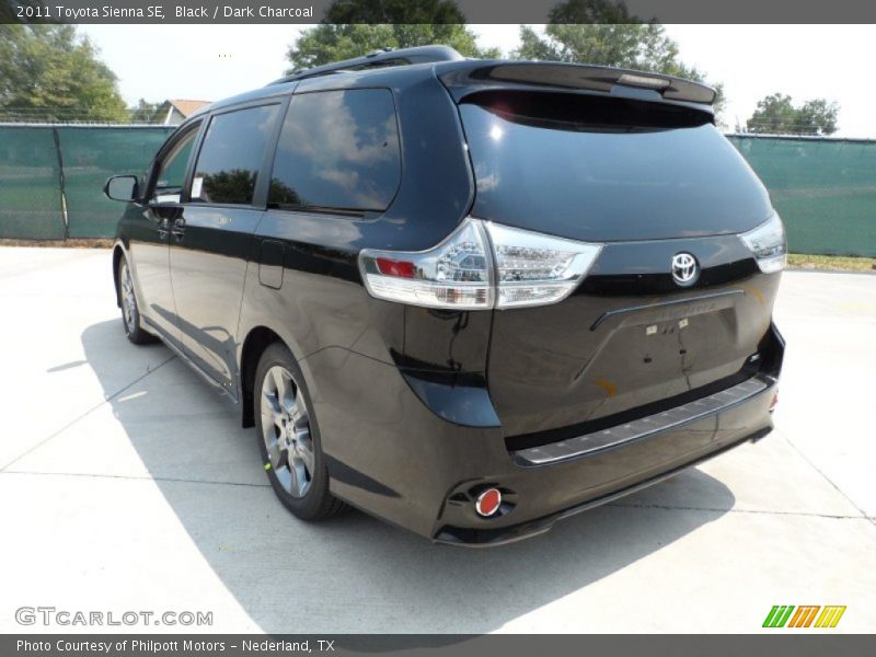 Black / Dark Charcoal 2011 Toyota Sienna SE