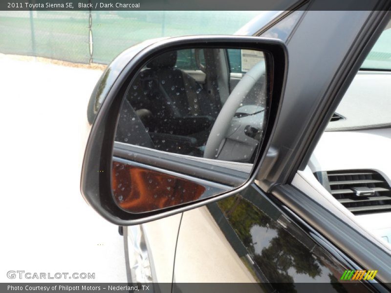 Black / Dark Charcoal 2011 Toyota Sienna SE