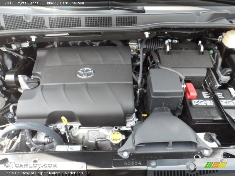 Black / Dark Charcoal 2011 Toyota Sienna SE