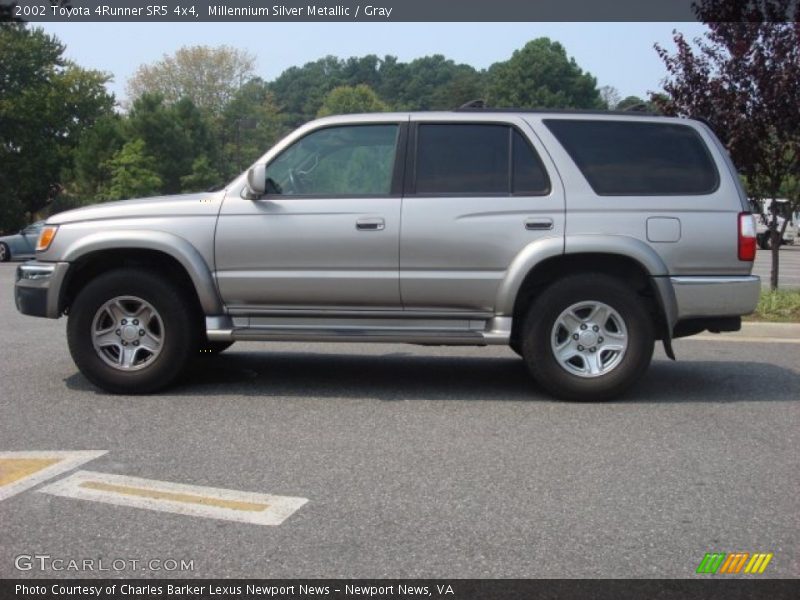 Millennium Silver Metallic / Gray 2002 Toyota 4Runner SR5 4x4