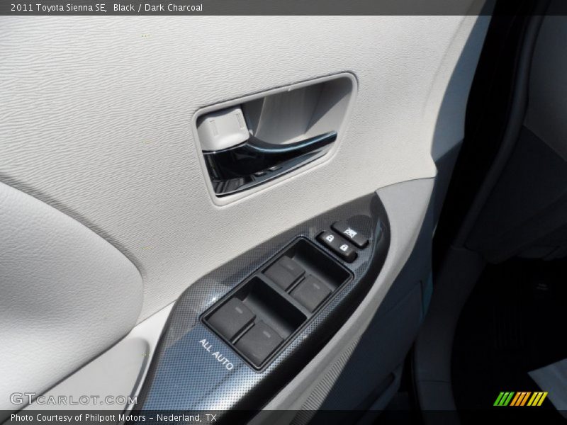 Black / Dark Charcoal 2011 Toyota Sienna SE