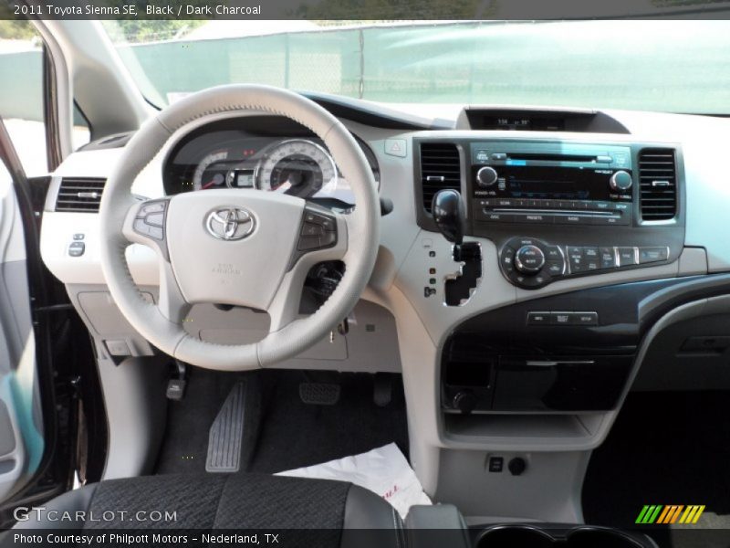 Black / Dark Charcoal 2011 Toyota Sienna SE