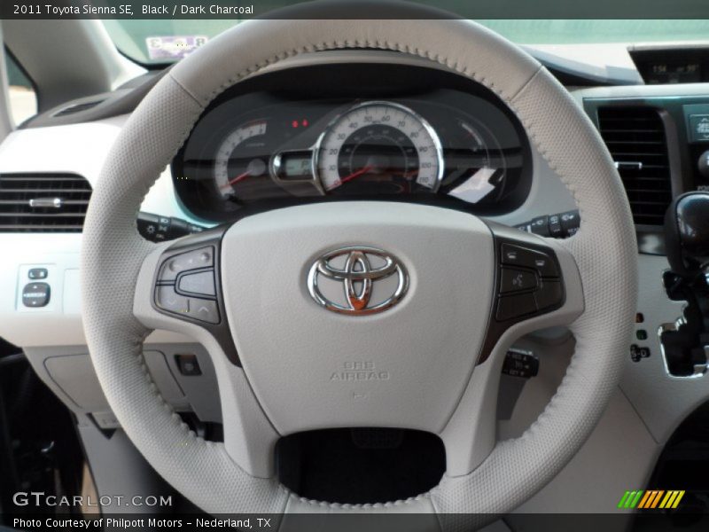 Black / Dark Charcoal 2011 Toyota Sienna SE