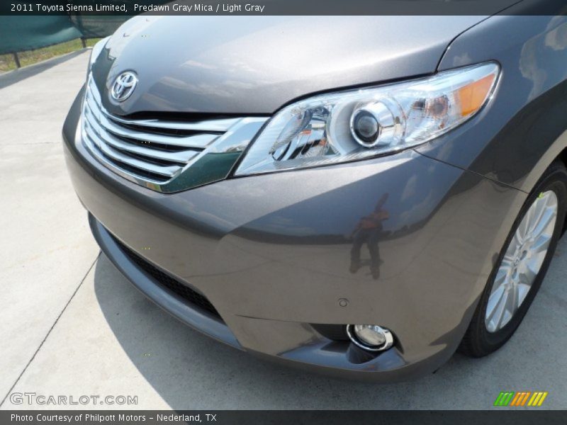 Predawn Gray Mica / Light Gray 2011 Toyota Sienna Limited