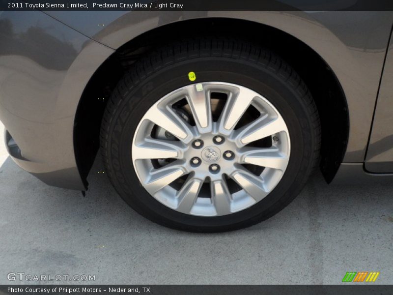 Predawn Gray Mica / Light Gray 2011 Toyota Sienna Limited