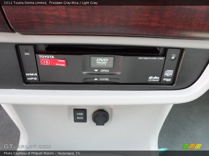 Predawn Gray Mica / Light Gray 2011 Toyota Sienna Limited