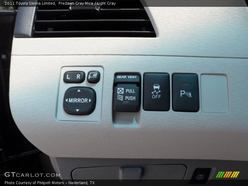 Predawn Gray Mica / Light Gray 2011 Toyota Sienna Limited