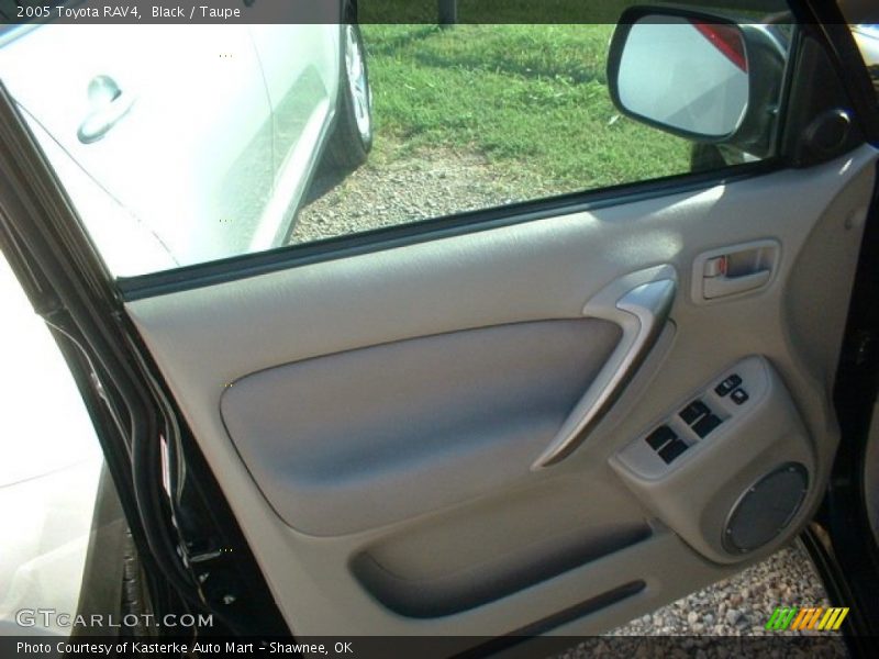 Black / Taupe 2005 Toyota RAV4