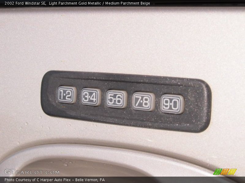 Light Parchment Gold Metallic / Medium Parchment Beige 2002 Ford Windstar SE