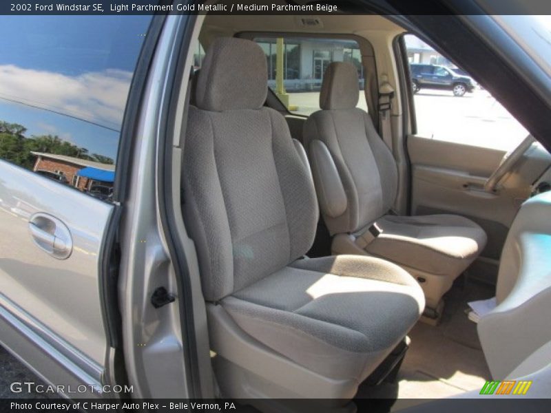 Light Parchment Gold Metallic / Medium Parchment Beige 2002 Ford Windstar SE