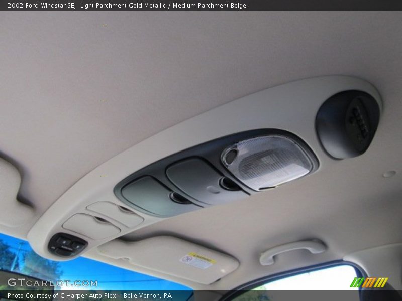 Light Parchment Gold Metallic / Medium Parchment Beige 2002 Ford Windstar SE