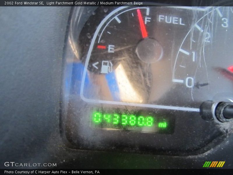 Light Parchment Gold Metallic / Medium Parchment Beige 2002 Ford Windstar SE