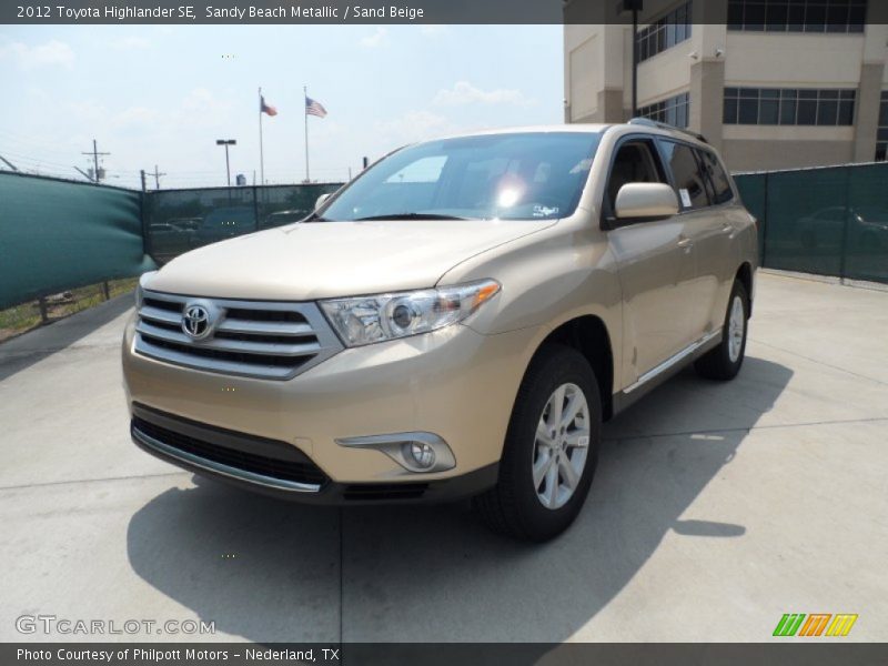 Sandy Beach Metallic / Sand Beige 2012 Toyota Highlander SE