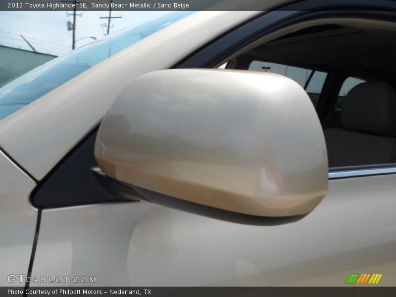 Sandy Beach Metallic / Sand Beige 2012 Toyota Highlander SE