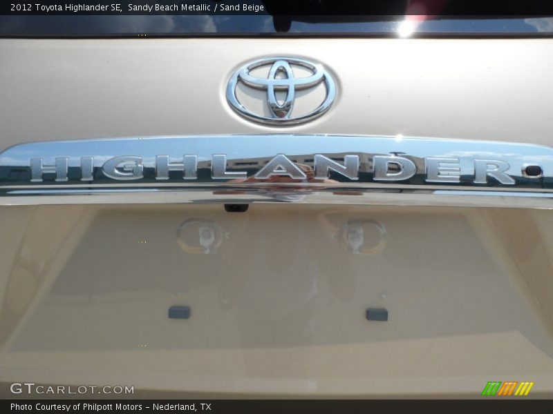  2012 Highlander SE Logo
