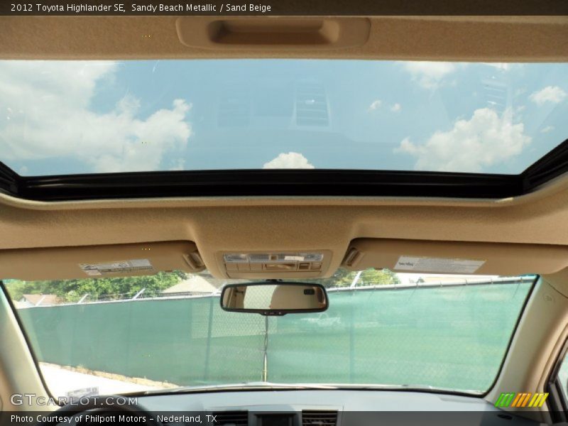 Sandy Beach Metallic / Sand Beige 2012 Toyota Highlander SE