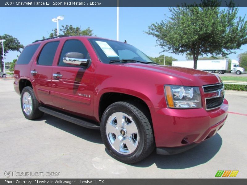 Front 3/4 View of 2007 Tahoe LS