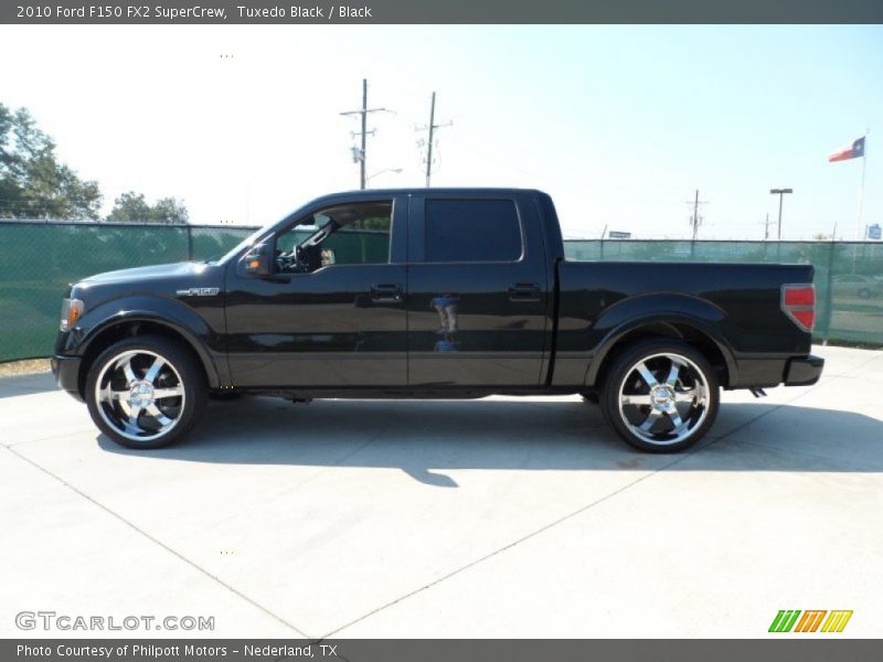 Tuxedo Black / Black 2010 Ford F150 FX2 SuperCrew