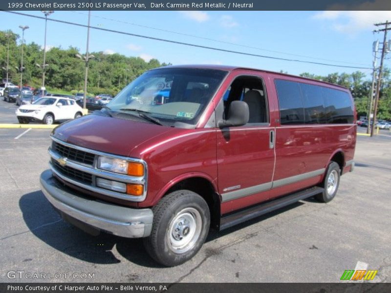 Front 3/4 View of 1999 Express 2500 LS Passenger Van